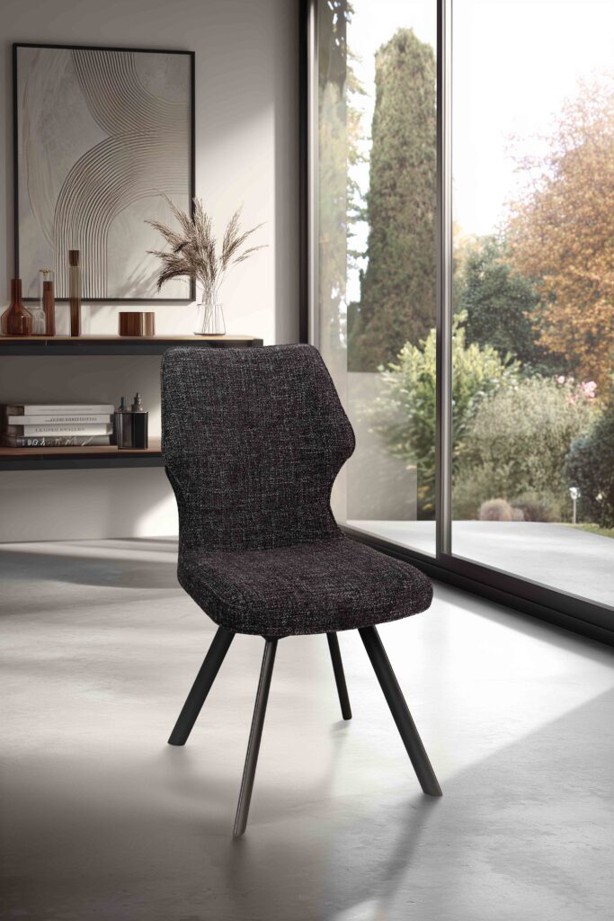 ambiance Chaise Juliette pied métal noir avant - Girardeau