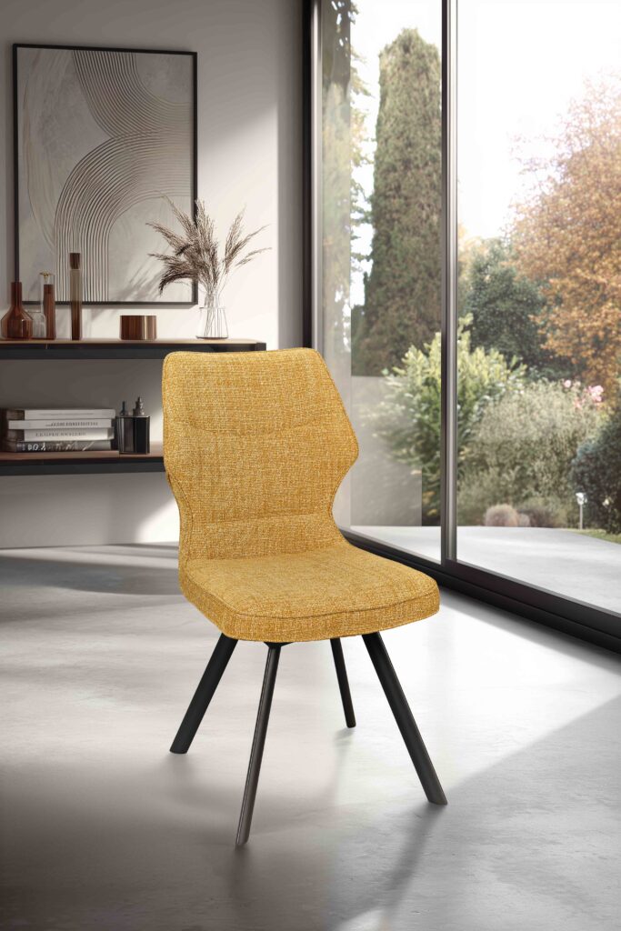 ambiance Chaise Juliette pied métal jaune avant - Girardeau