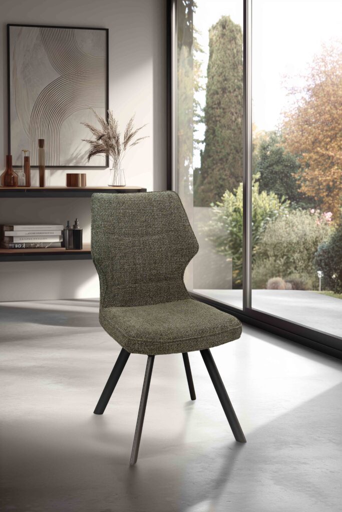 ambiance Chaise Juliette pied métal vert avant - Girardeau