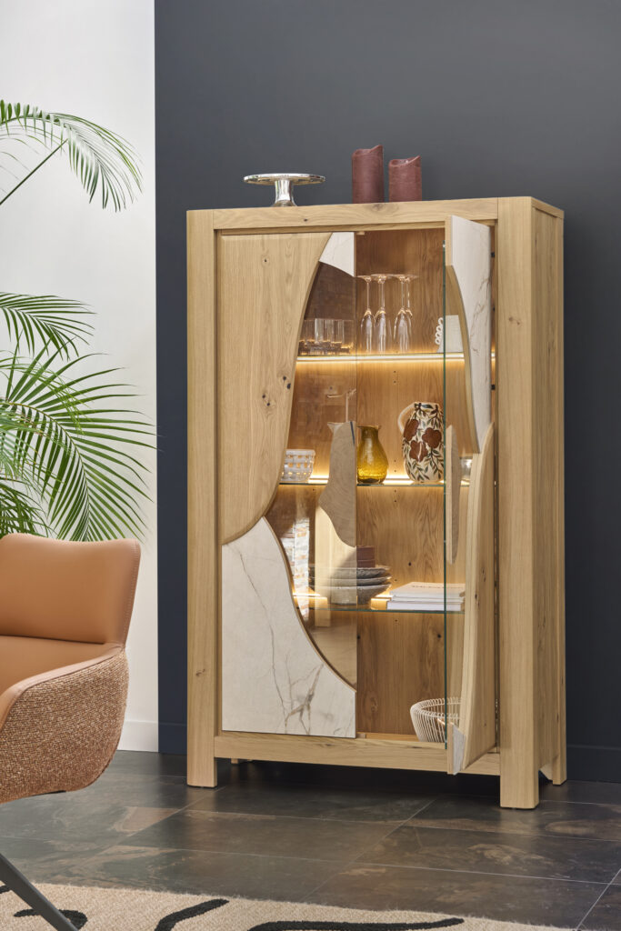 Cayola vitrine beige veiné ouverte