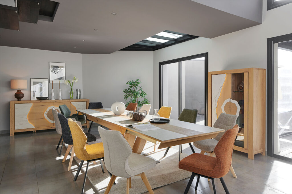 ambiance Table + Chaises - Girardeau