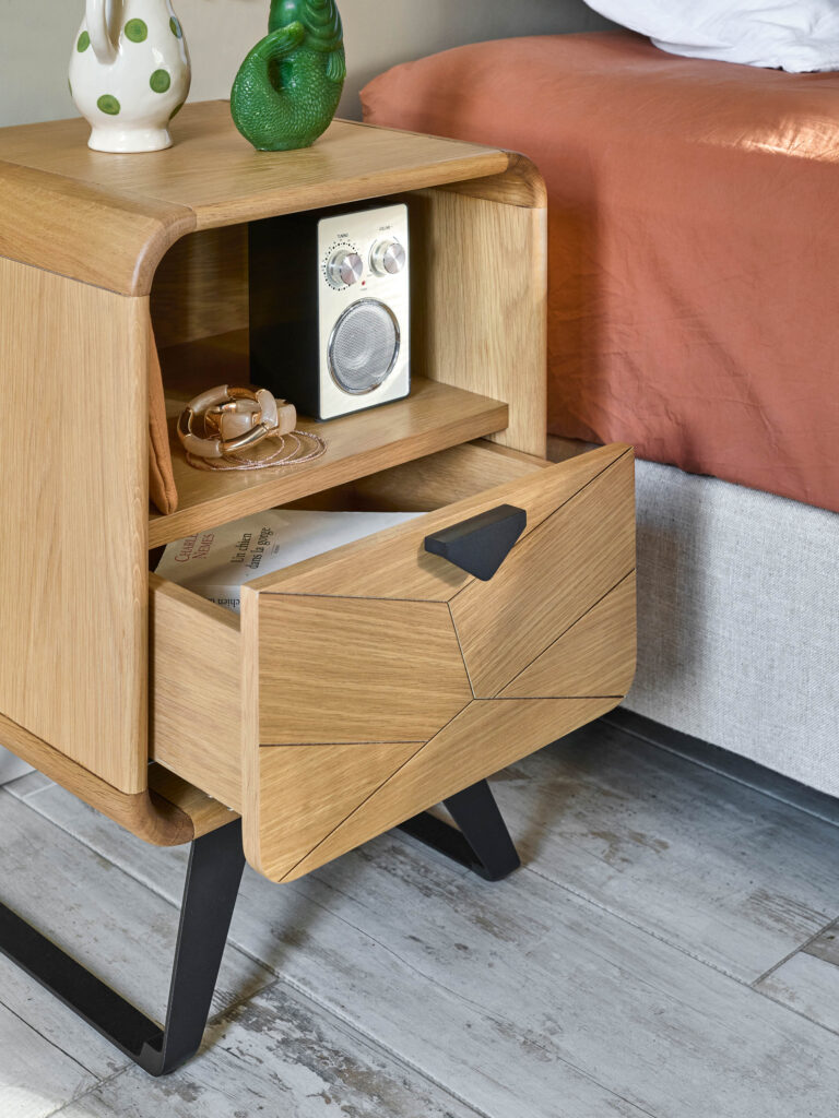 détail tiroir chevet tokyo